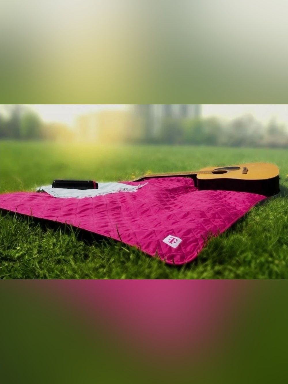 New! Tmobile Outdoor Quilted Giant Mat